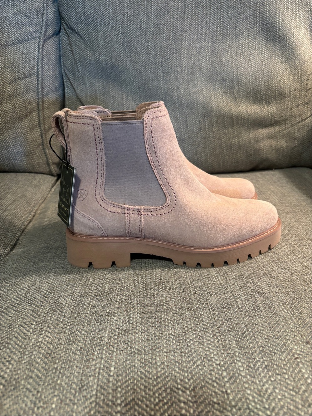 Ariat Wexford Lug Chelsea Boots Sz 8B - Picture 2 of 10